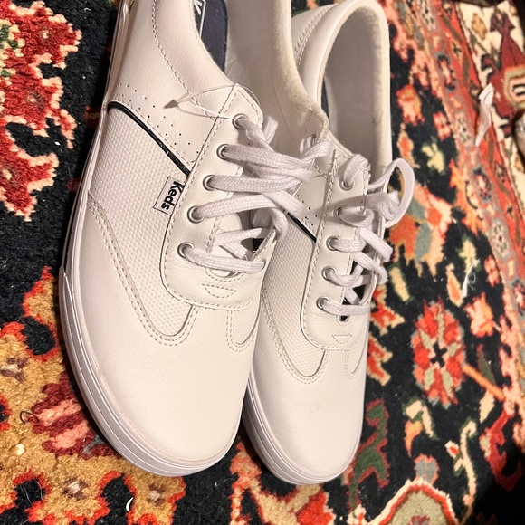 Tommy Hilfiger Size 10 and Keds size 10.  2 pairs for $45 only.  Negotiable - Picture 5 of 6